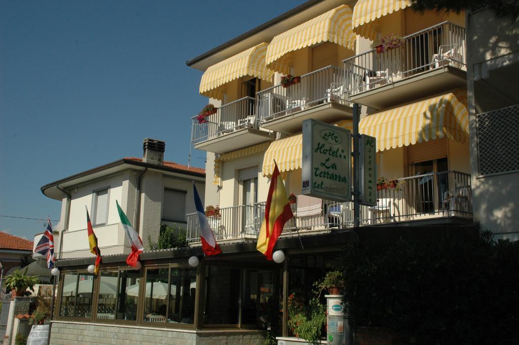 Hotel Ristorante La Terrazza Lido di Camaiore Esterno foto
